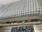 Uitschuifbaar IKEA bed met lades, Huis en Inrichting, Slaapkamer | Bedden, Ophalen, 90 cm, Eenpersoons, Wit