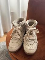 Isabel Marant Bobby Beige - Maat 39, Kleding | Dames, Schoenen, Ophalen of Verzenden, Zo goed als nieuw, Beige, Sneakers of Gympen