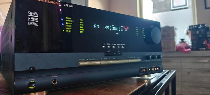Harman Kardom AVR 7500, Audio, Tv en Foto, Tuners, Zo goed als nieuw, Ophalen of Verzenden