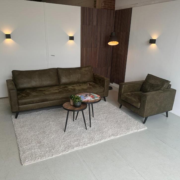 GRATIS BEZORGING - Groene rechte bank met fauteuil - Just, Huis en Inrichting, Banken | Bankstellen, Zo goed als nieuw, Rechte bank