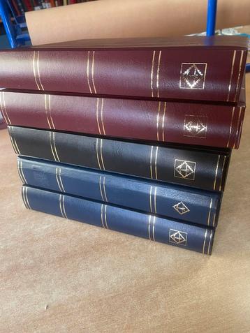 5 vrijwel NIEUWE LEUCHTTURMS 32/64 pagina’s beschikbaar voor biedingen
