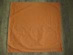 Vintage kussensloop lap stof effen oranje, Hobby en Vrije tijd, Stoffen en Lappen, 120 cm of meer, Oranje, Ophalen of Verzenden