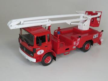 Renault JP 11 beschikbaar voor biedingen