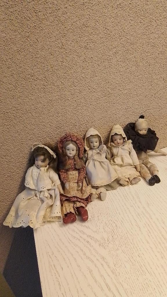 Porseleinen popjes 10 stuks 10 stuks 65,00 euro, Ophalen of Verzenden, Nieuw, Pop