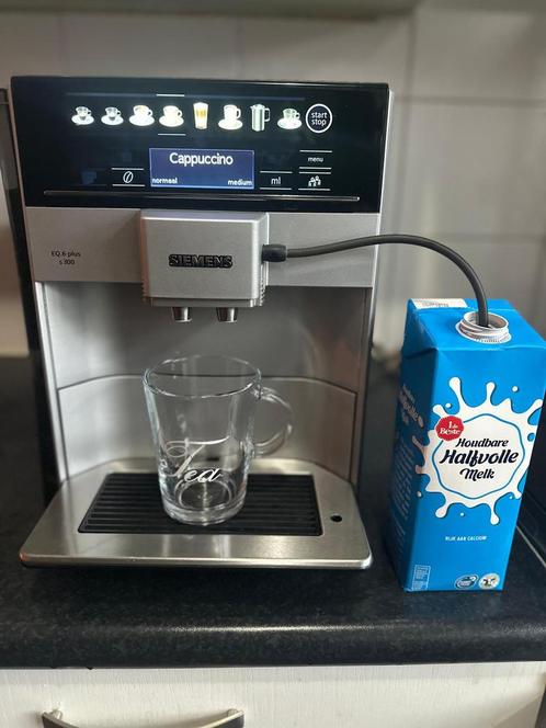 siemens eq6 S300 plus, Witgoed en Apparatuur, Koffiezetapparaten, Refurbished, Gemalen koffie, Koffiebonen, Koffiemachine, 10 kopjes of meer