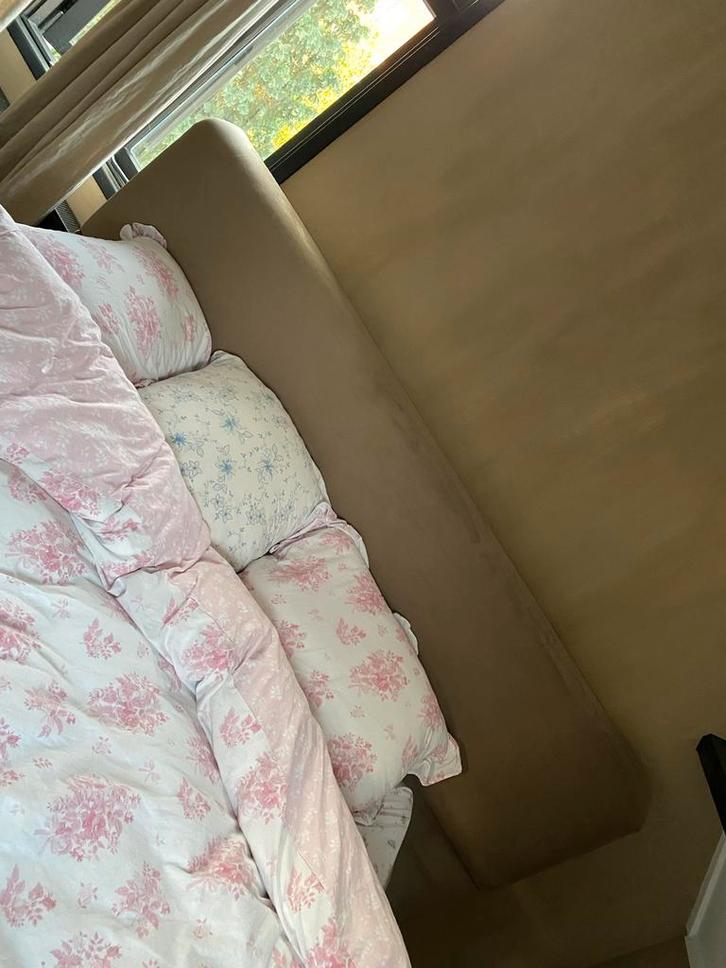 Boxspring ombouw 160x200 - Suède - Zo goed als nieuw, Huis en Inrichting, Slaapkamer | Bedden, Zo goed als nieuw, Tweepersoons