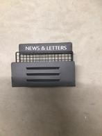 Vintage Krantenbak News & Letters, Ophalen, Gebruikt