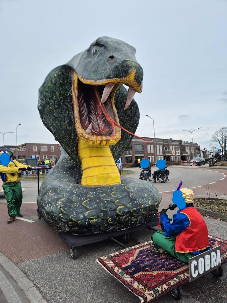 Carnaval wagen loopgroep veilig Vuurwerk, Hobby en Vrije tijd, Feestartikelen, Zo goed als nieuw, Feestartikel, Carnaval, Ophalen
