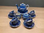 “Teadrinker” servies, Ophalen