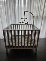 Box; inclusief boxkleed, onderkleed en mobiel, Kinderen en Baby's, Ophalen, Gebruikt, Vierkant, In hoogte verstelbaar