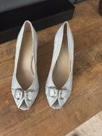 leuke pumps leren 38 en half, Ophalen of Verzenden, Zo goed als nieuw, Wit, Pumps