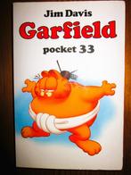 Garfield: pocket 33 (zwart/wit reeks) Loeb/Bruna-uitgave, Gelezen, Jim Davis, Ophalen of Verzenden, Eén stripboek