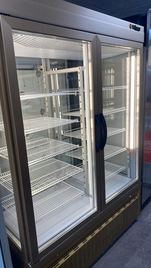 TEKNA Gebaks koeler koel vitrine 2 jaar oud, Zakelijke goederen, Horeca | Keukenapparatuur, Koelen en Vriezen, Ophalen