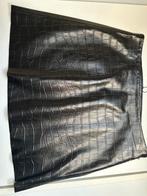 Zara 100% leren mini rok maat XS/34 onzichtbare rits nieuw, Kleding | Dames, Rokken, Nieuw, Ophalen of Verzenden, Maat 34 (XS) of kleiner