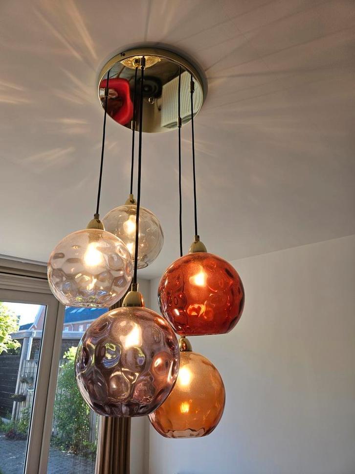 Design lamp van Made met glazen bollen, Huis en Inrichting, Lampen | Hanglampen, Zo goed als nieuw, 75 cm of meer, Glas, Metaal