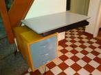 bureau pastoe, jaren 50 60 vintage retro Dutch design, Huis en Inrichting, Ophalen, Gebruikt, Bureau