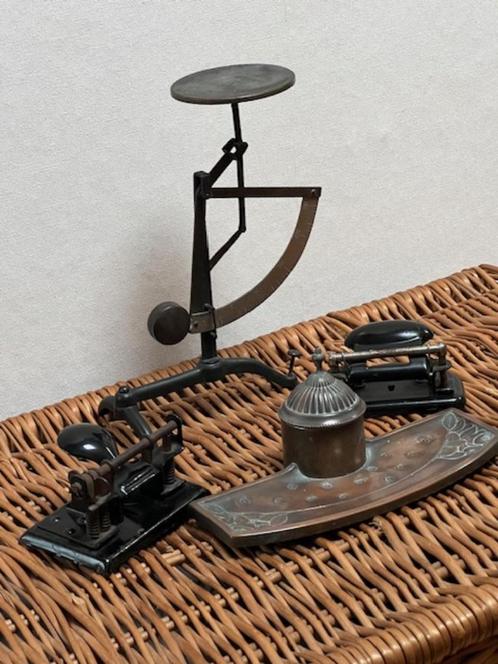 INKTPOT, BRIEVENWEGER, 2 PERFORATORS, Antiek en Kunst, Antiek | Kantoor en Zakelijk, Verzenden