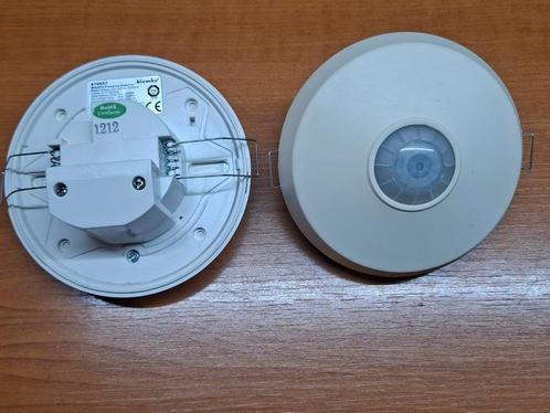 2 x klemko 870557 bewegingsmelder, Doe-het-zelf en Verbouw, Elektra en Kabels, Gebruikt, Overige typen, Ophalen of Verzenden