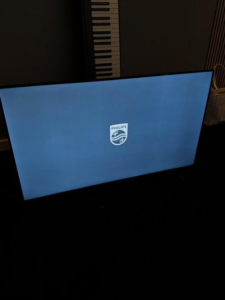 Philips 43PUS7607/12 43 inch Smart TV (met Afstandbedieding), Computers en Software, Windows Laptops, Gebruikt, 17 inch of meer