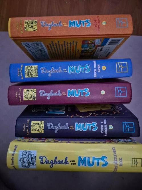 Rachel Renée Russell - dagboek van een muts 5 pst, Boeken, Kinderboeken | Jeugd | 10 tot 12 jaar, Zo goed als nieuw, Ophalen of Verzenden