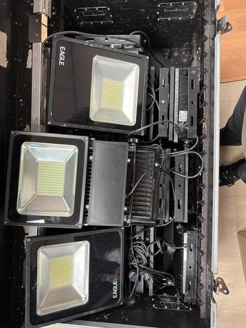 27 x 70W led floodlight wit  beschikbaar voor biedingen
