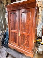 Antieke kast, Ophalen