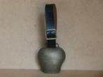 Oude koebel Zwitserse koeienbel leren halsband koe bel groot, Antiek en Kunst, Ophalen of Verzenden