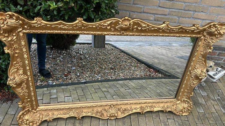 Grote gouden barokspiegel met kunststof lijst, Huis en Inrichting, Woonaccessoires | Spiegels, Gebruikt, 125 cm of meer, Minder dan 100 cm