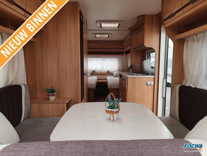 Wilk Vida 490 UE 2 Enkele Bedden Zit Tent, Caravans en Kamperen, Caravans, Bedrijf, tot en met 4, 1250 - 1500 kg, Rondzit, Wilk