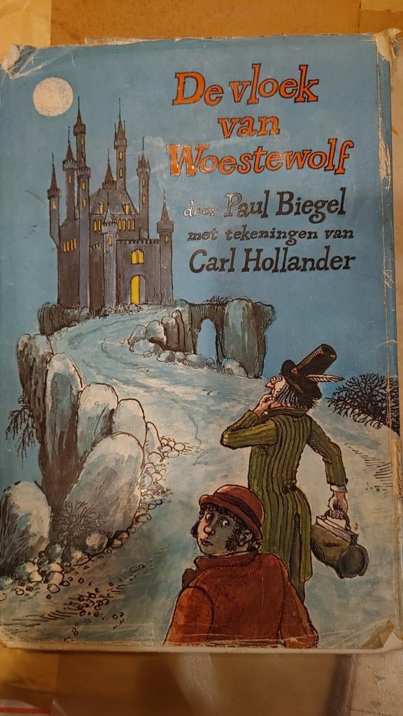 De Vloek van Woestewolf - Paul Biegel, Boeken, Ophalen of Verzenden, Gelezen, Paul Biegel, Sprookjes