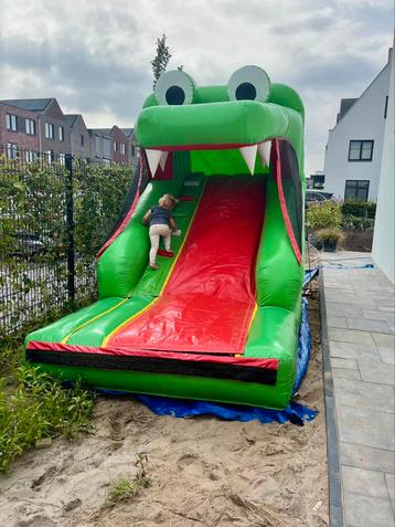 Springkussen krokodil te huur incl bezorging beschikbaar voor biedingen