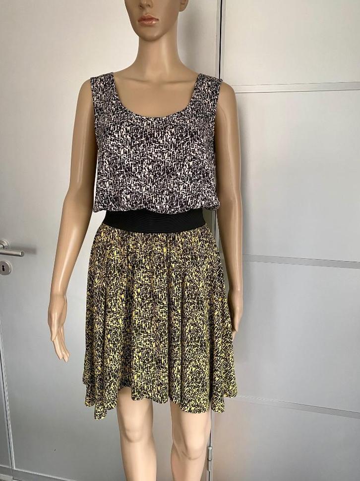 H360 SuperTrash maat 36=S jurk jurkje zomer geel/zwart/beige, Kleding | Dames, Jurken, Zo goed als nieuw, Maat 36 (S), Geel, Knielengte