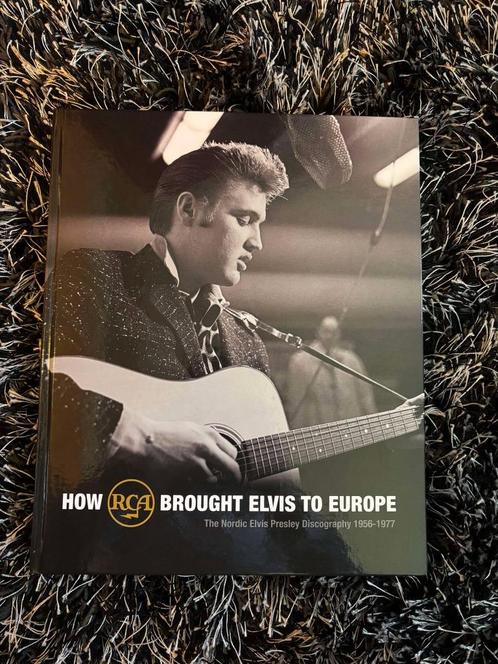 Elvis FTD boek + EP - How RCA brought Elvis to Europe, Boeken, Muziek, Zo goed als nieuw, Artiest, Ophalen of Verzenden