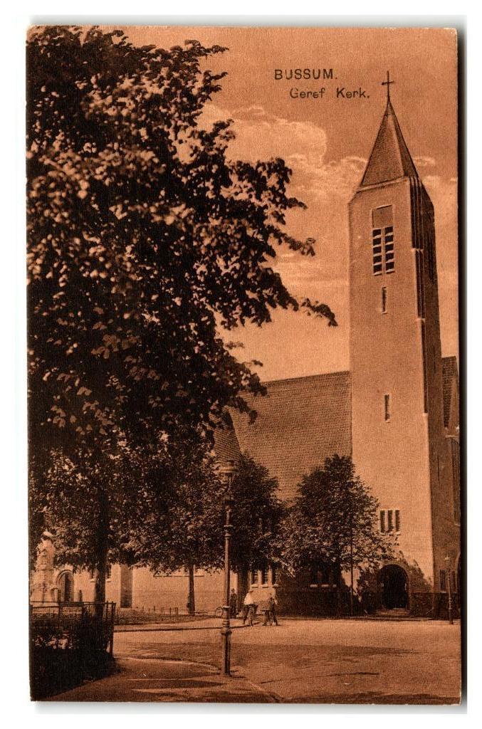 Bussum, Geref. Kerk. Nauta A1305, Verzamelen, Ansichtkaarten | Nederland, Ongelopen, Noord-Holland, Voor 1920, Verzenden