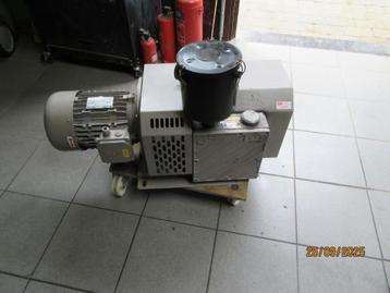 Vacuûmpomp/Compressor beschikbaar voor biedingen