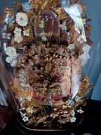 Bruidsstolp zeer groot vol met wassen bruidskronen, Ophalen, Zo goed als nieuw