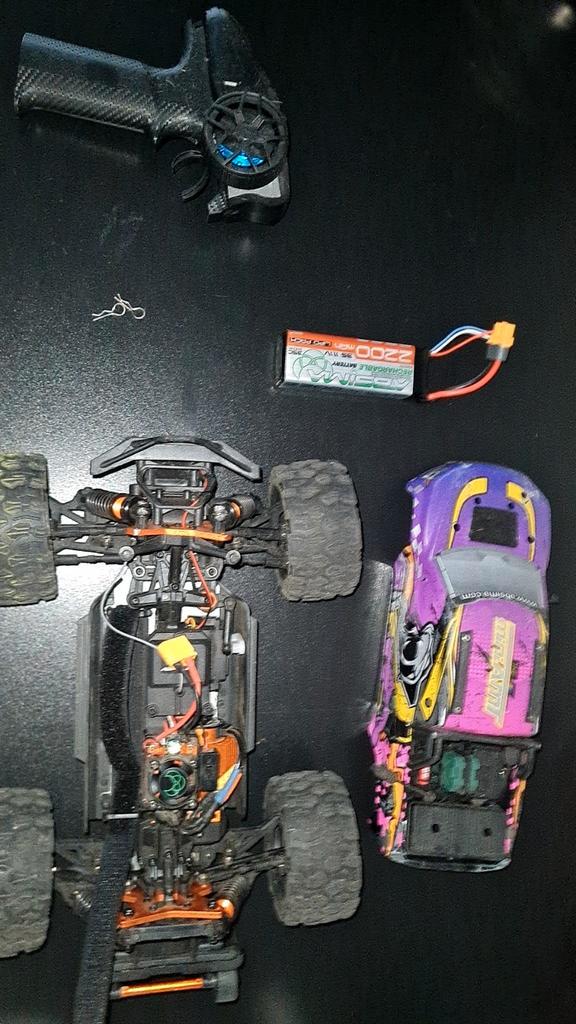 Absima 1/16 Brushless Buggy + Extra Accu, Hobby en Vrije tijd, Modelbouw | Auto's en Voertuigen, Gebruikt, Auto, Groter dan 1:32