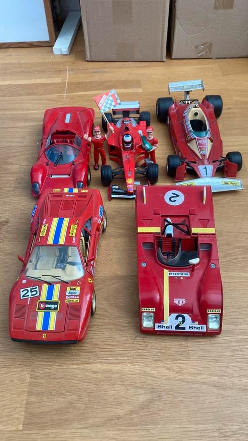 Diverse Ferrari modellen 1:18 + 2x Schumacher poppetjes, Hobby en Vrije tijd, Modelauto's | 1:18, Gebruikt, Auto, Bburago, Ophalen of Verzenden