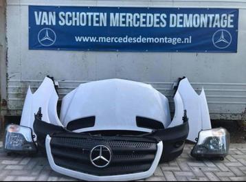 Voorkop mercedes sprinter facelift beschikbaar voor biedingen