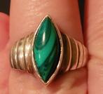 925 zilveren geribbelde ring met puntvormige malachiet, Sieraden, Tassen en Uiterlijk, Ringen, Verzenden, Met edelsteen, Dame