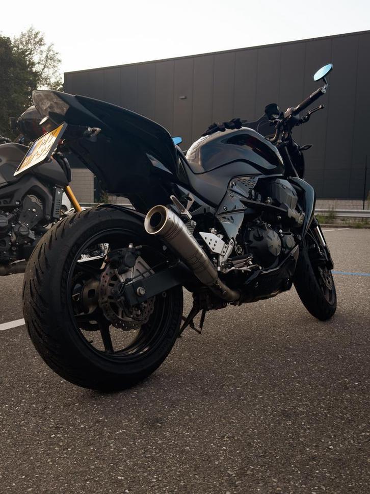 Z750 ABS 2009 met leovince GPPRO uitlaat en powercomander, Motoren, Motoren | Kawasaki, Particulier, Naked bike, 12 t/m 35 kW