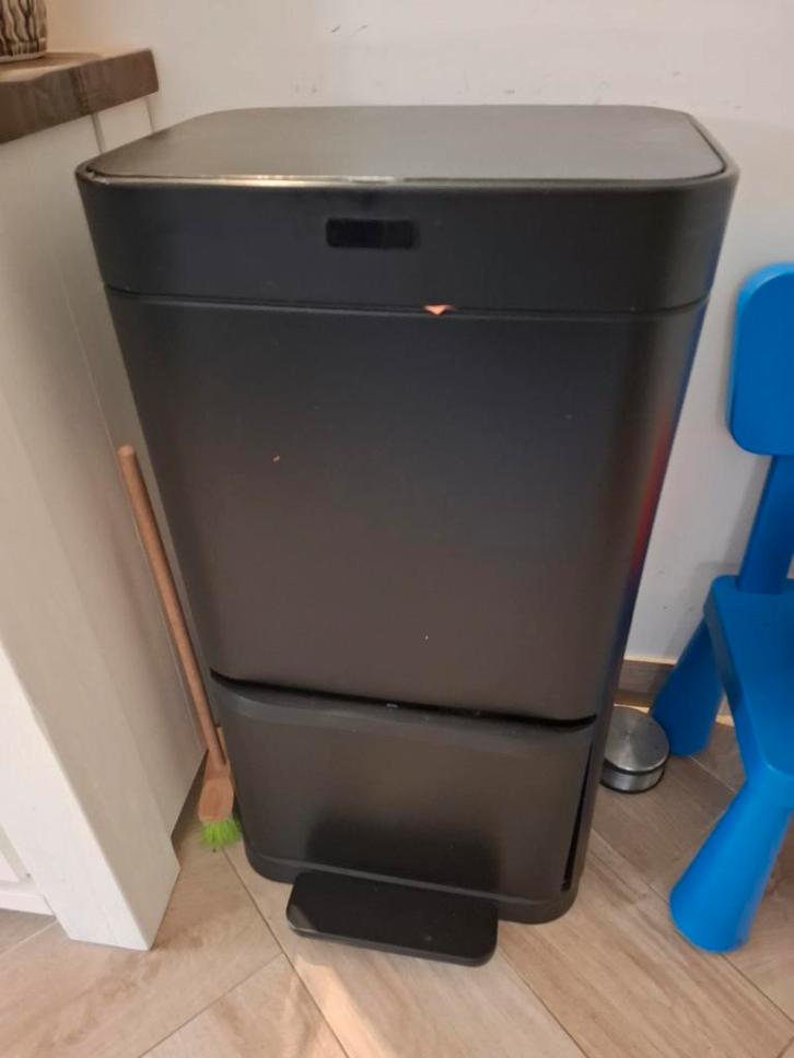 Umuzi Prullenbak met Sensor & Pedaal - Defect, Huis en Inrichting, Woonaccessoires | Prullenbakken, Gebruikt, Kunststof, 50 tot 75 cm