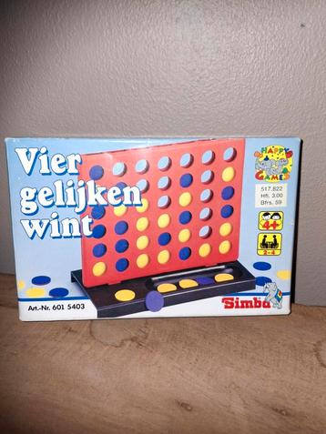 Vier Gelijkende Wint - 4 op een rij spel beschikbaar voor biedingen