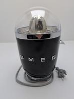 SMEG Citruspers CJF11BLEU zwart - gebruikt met kleine krasje, Verzenden, Citruspers, Bruggestraat 18, Zo goed als nieuw