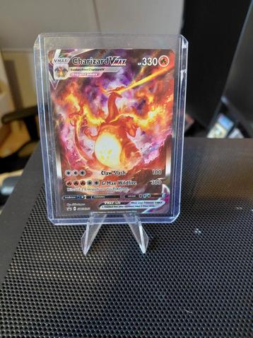 Charizard VMAX - Zo Goed Als Nieuw! SWSH 261 beschikbaar voor biedingen