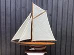 Houten model Zeilboot, Hobby en Vrije tijd, Modelbouw | Boten en Schepen, Ophalen, Gebruikt, Overige merken