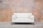 Refurbished witte leren Design on Stock Bloq loveseat