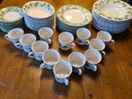 Churchill Staffordshire vintage, Antiek en Kunst, Antiek | Servies compleet, Ophalen of Verzenden