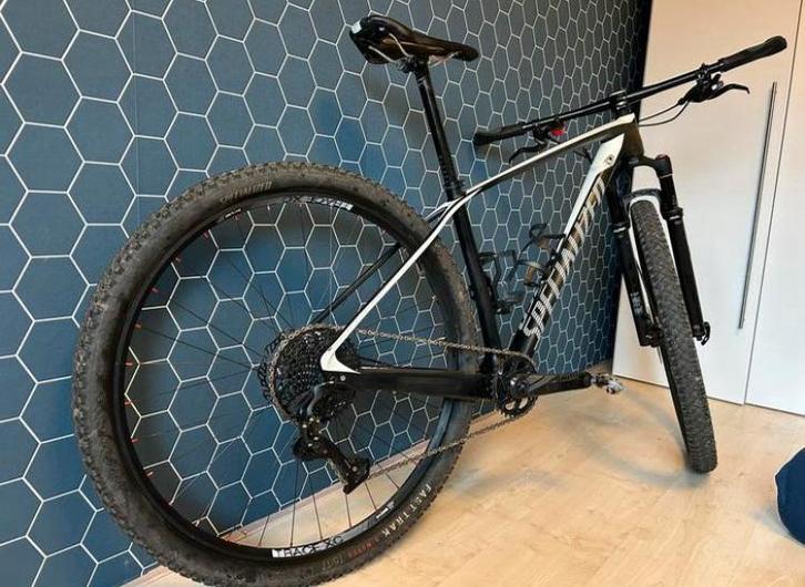29 inch Specialized Stumpjumper Elite Carbon HT MTB - Maat M, Fietsen en Brommers, Fietsen | Mountainbikes en ATB, Zo goed als nieuw