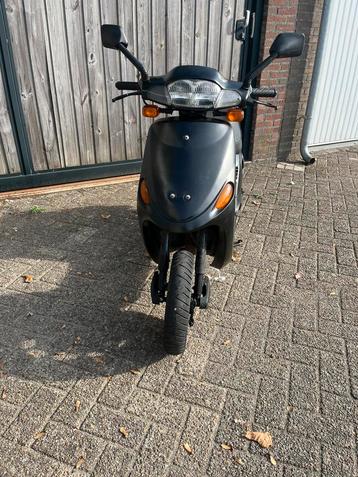 Dj kymco 50cc 2 takt het liefst ruilen beschikbaar voor biedingen